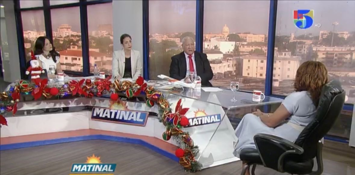 ✅¡La Red Pública de Servicios de Salud avanza con hechos!

La directora de Centros Hospitalarios del SNS, doctora <a href="/YocastaLara1/">Yocasta Lara</a>, participó este jueves en el programa Matinal 5, donde destacó los avances que consolidan la transformación integral de la Red Pública en todo el país.