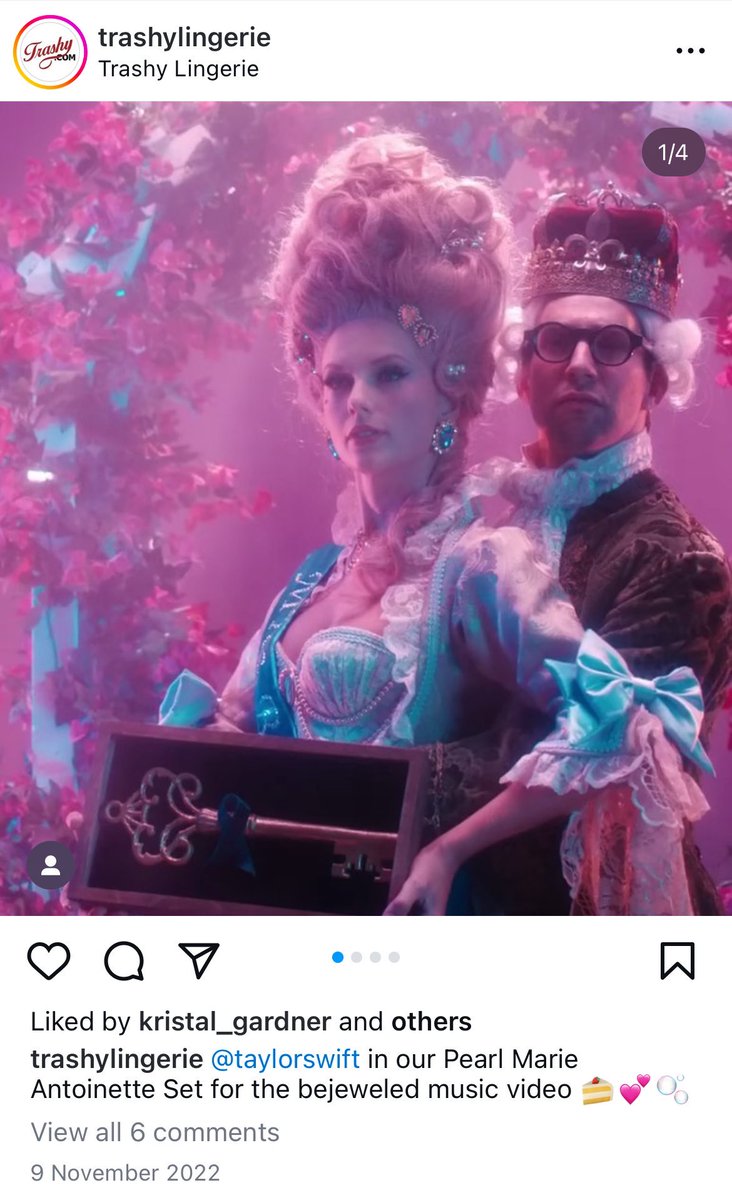 lurker583's tweet image. on the same day Taylor teased an unnamed music video, later revealed to be Bejeweled MV,, featuring a visual homage to Marie Antoinette. she even wore Marie Antoinette lingerie set
girlie knows her dates and history