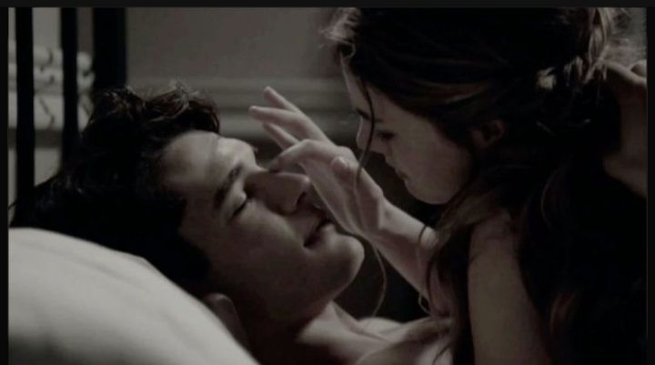 Shybeee6's tweet image. حسن دیکھیں گے تیری آنکھوں کا
کچی نیندوں سے جگا جگا کر تجھے
#قومی_زبان