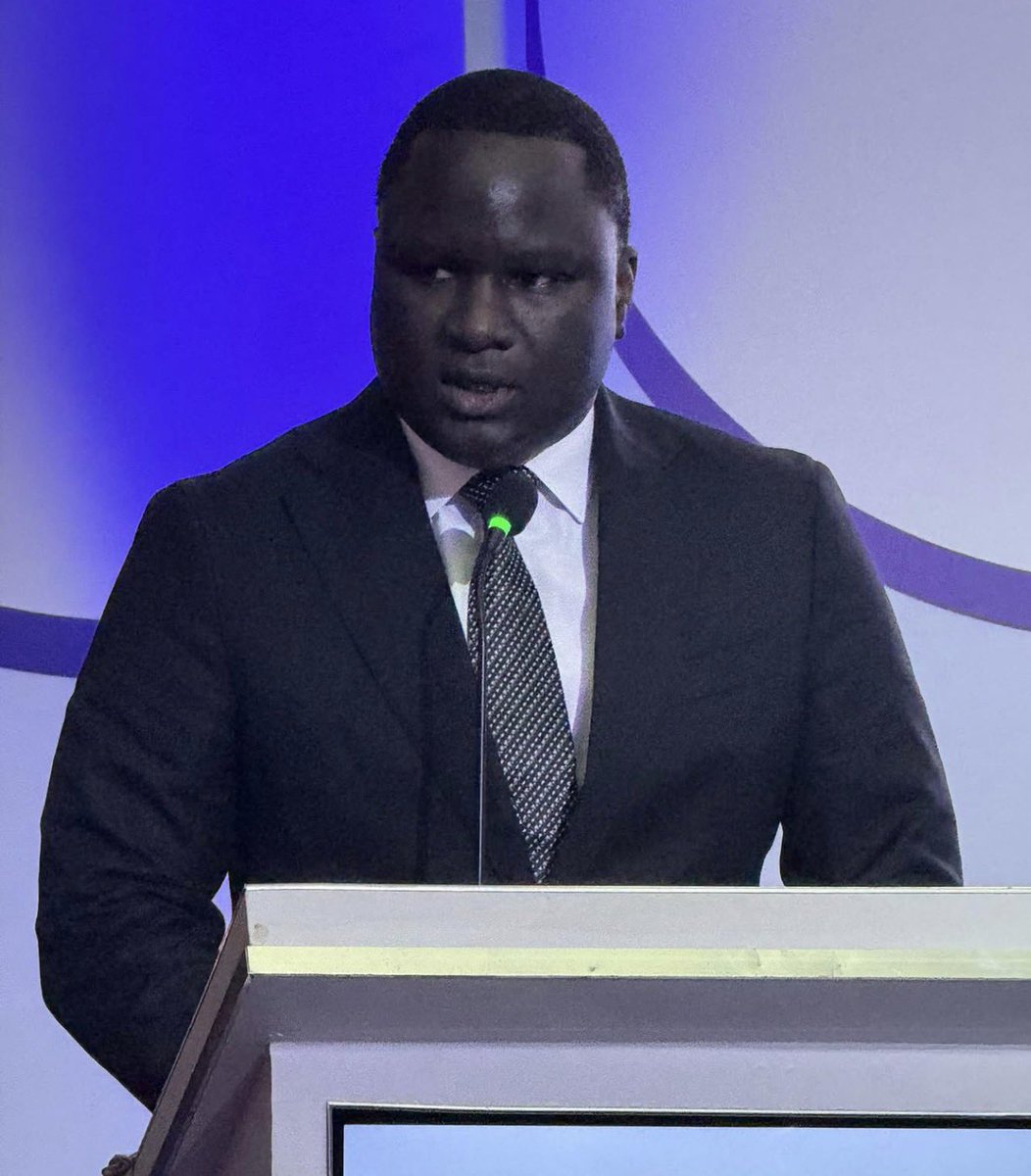 Cisse_Maps's tweet image. De Lassana Gagny Sakho

#Assises #Patronat #CNP #DethieFALL

J’ai écouté le ministre Dethie Fall lors des assises du Conseil National du Patronat. Et ce que j’ai entendu #dépasse le simple exercice de communication. Ce n’est pas un discours, c’est une #démonstration. Une…