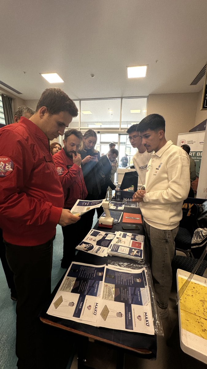 Tarım Teknolojileri Kümelenmesi Yönetim Kurulu Başkanımız Abdulkadir Karagöz ve Yönetim Kurulu Üyesi M.Fatih Özay rektör yardımcımız Prof. Dr. Hakan Öner ile birlikte stantlarımızı ziyarette bulundular.

<a href="/makuedutr/">MAKÜ</a> 
<a href="/Honer23NER/">Prof.Dr.Hakan ÖNER</a> 

#haytekfest