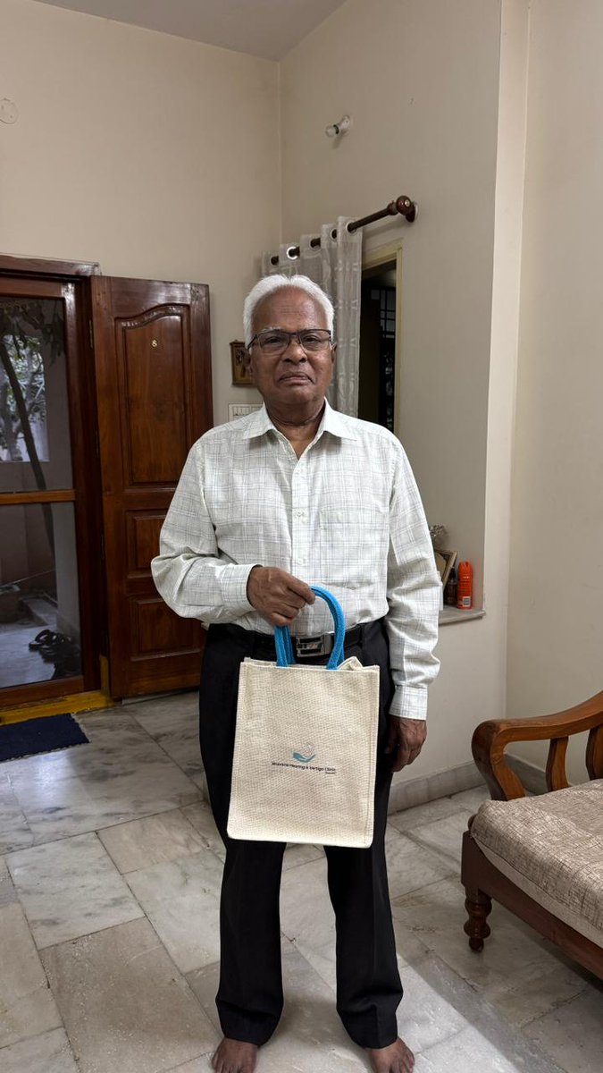 🌟 This Diwali, we didn’t just celebrate lights, we celebrated smiles! 🎉
Our wonderful patients received special gifts and exclusive offers, and their happiness filled our hearts with joy. 💛🪔✨