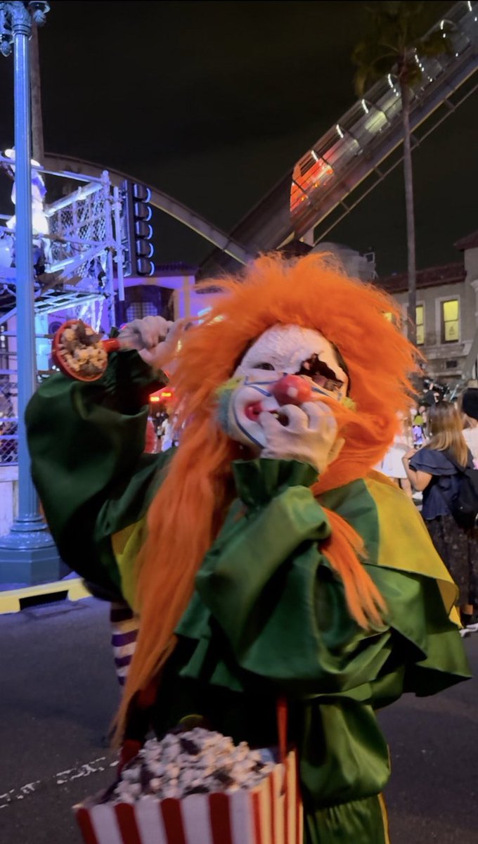mel__melch's tweet photo. 20251002 🍿🧡

これは📸忘れた日なのて全部スクショ😌
#サイコサーカス #HHN2025 https://t.co/emtjARf1bY