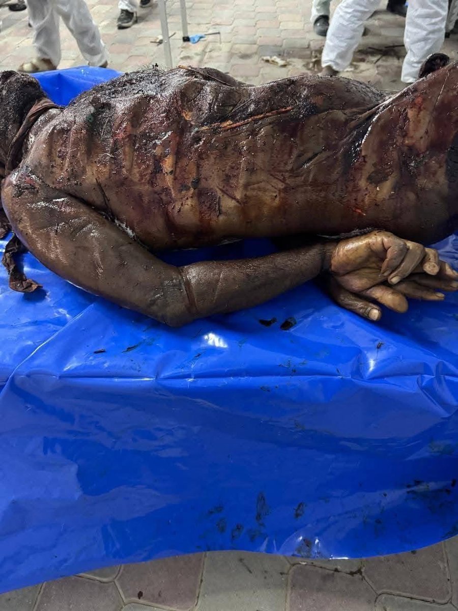 ⚠️Graphic: Israel blindfolded &amp; handcuffed this Gazan victim, shot him, chocked him with a rope around his next, &amp; drove a military tank over him, then took his dead body hostage &amp; kept it as a "bargaining chip." It was only returned to Gaza this week.