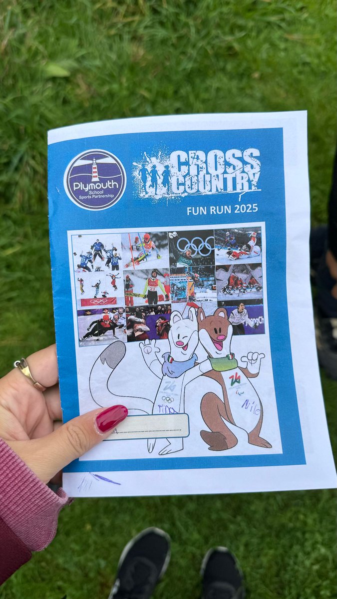 StMattsAcademy's tweet photo. This morning, St Matthew’s was represented at the PSSP cross country fun run. They worked on our school games values while also learning about the upcoming Winter Olympics - great work #teamStMatts https://t.co/CzgmUJmJGN