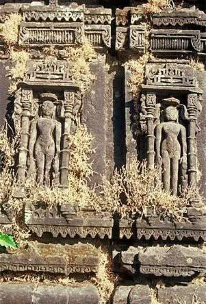 planH_In's tweet photo. Dear Yusuf Pathan (@iamyusufpathan),  you are standing in the campus of one of the largest Hindu Temples, Adinath Temple, which was desecrated and occupied by Islamic invaders. Attached are some images for your reference.
It is time to undo the injustice and barbarity, and reestablish the temple's glory.