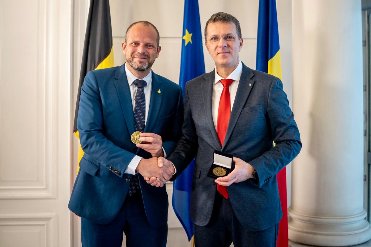 Ionut Mosteanu tweet media