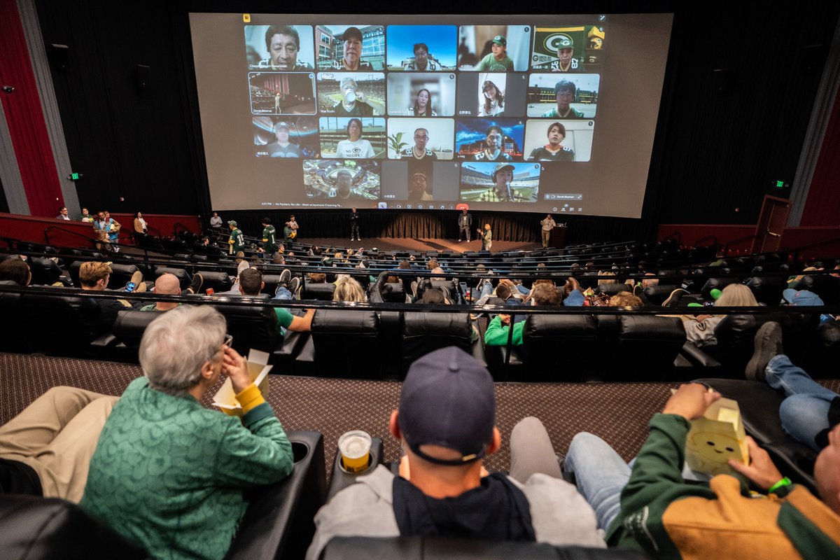 TEAM_Lammi's tweet image. What a night. A packed house at @Marcus_Theatres for world premiere of @nopackersnolife, a heartwarming movie highlighting Japanese Packers Cheering Team and group of Wisconsin friends that brought them from Tokyo to Green Bay for game. Get tickets here: marcustheatres.com/movies/no-pack…