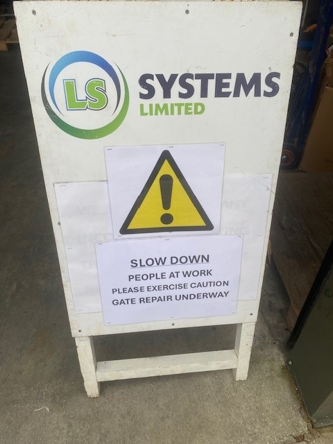 LS_Systems's tweet image. Please be aware that gate repair work will be taking place on Friday 17th. Exercise caution when entering the premises at 184 Blackgate Lane, Tarleton