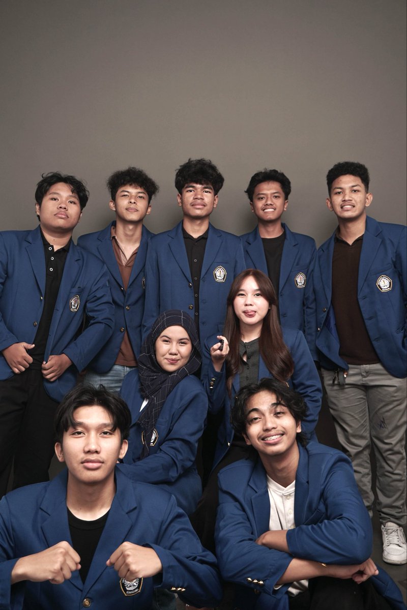 watermewons's tweet image. SEMPET GA SEMPET TETEP FOTOO😋