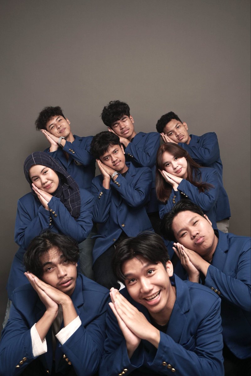 watermewons's tweet image. SEMPET GA SEMPET TETEP FOTOO😋