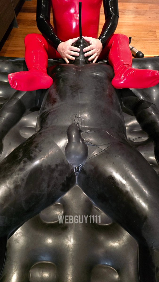 Opps, got trapped again.

Also happy locktober, 🔒 day 16

🔴: <a href="/atlan_tan1/">Atlan Tan</a> 
📷: <a href="/saint803/">saint80</a> <a href="/WebDudeWeb/">WebDudeWeb</a>