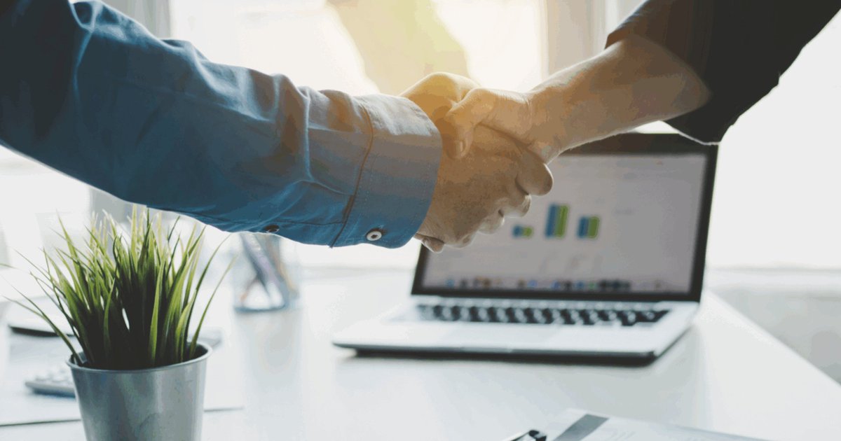 Banks: Want to win long-term SMB loyalty? Start with payment tech. Small businesses today need more than banking; they need growth partners. Community banks and regional FIs can deepen client relationships by offering modern solutions through Celero. hubs.ly/Q03NvCDj0