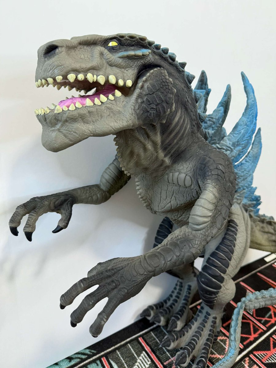 Toho Throwback! 🦖The ReSaurus Godzilla Full-body Extreme Action