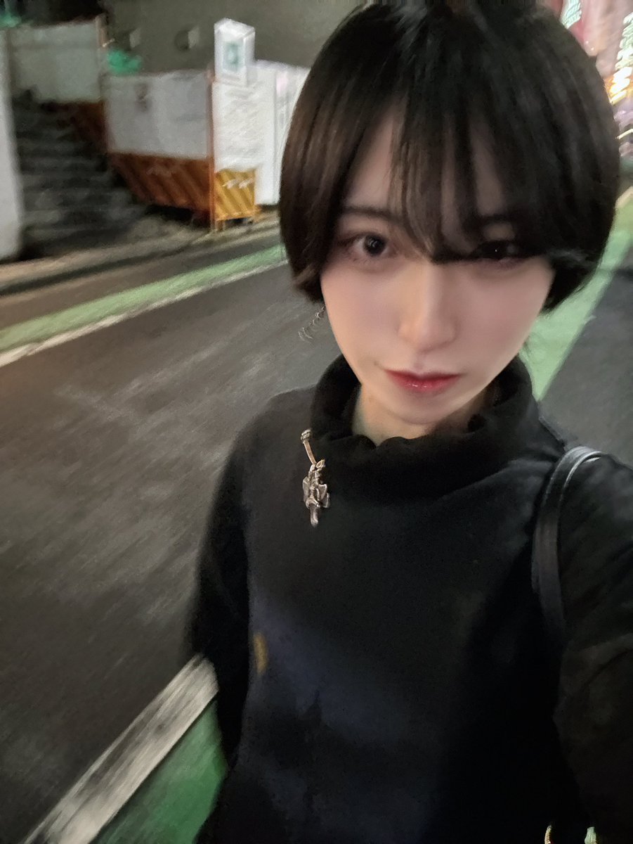 次はもっと大きいところで頑張る！
て、君の言う小さい所ですらなにも努力せず、なにも結果出せなかったのダサすぎない？