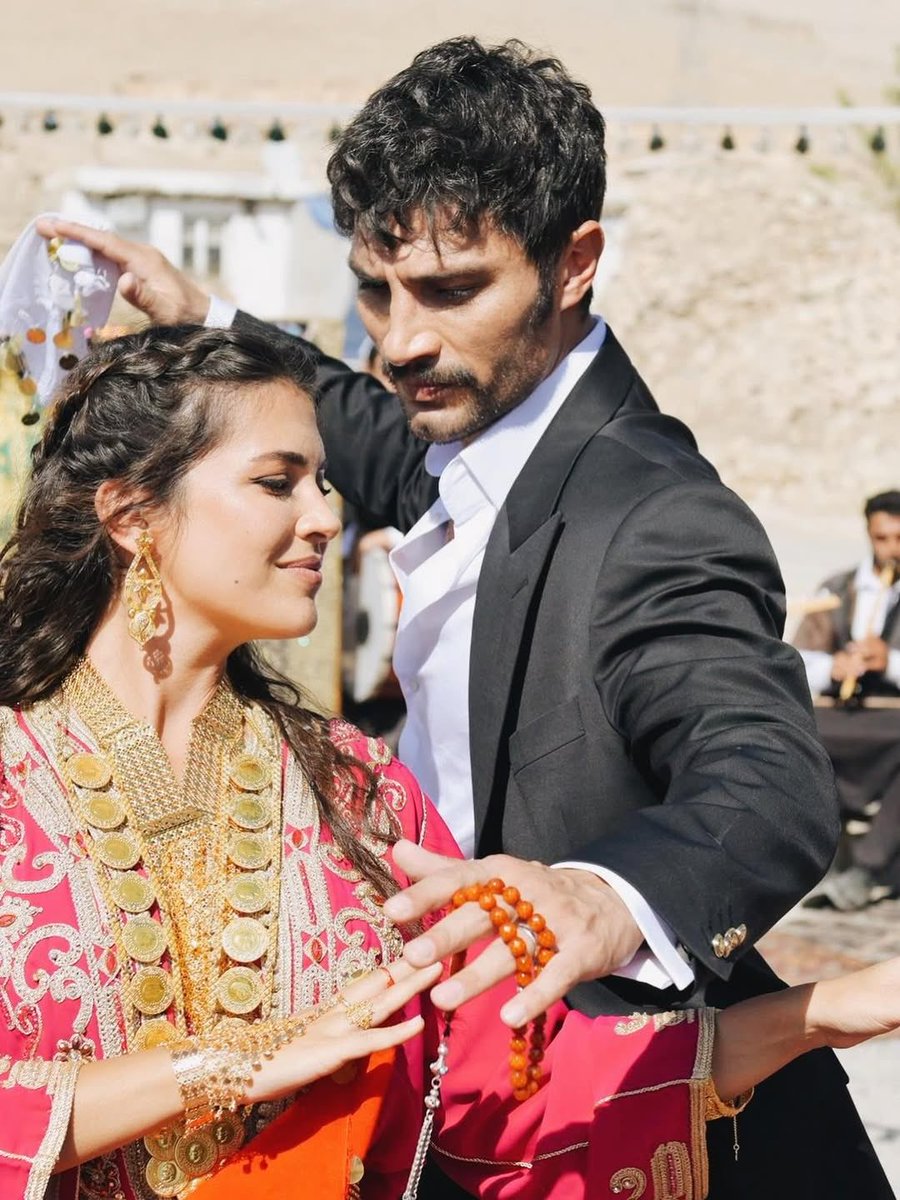 Akşama yeni bölüm, ekte haşin 1 ship var.
Biran Damla Yılmaz, İlhan Şen...
#YılSer #HalefKöklerinÇağrısı