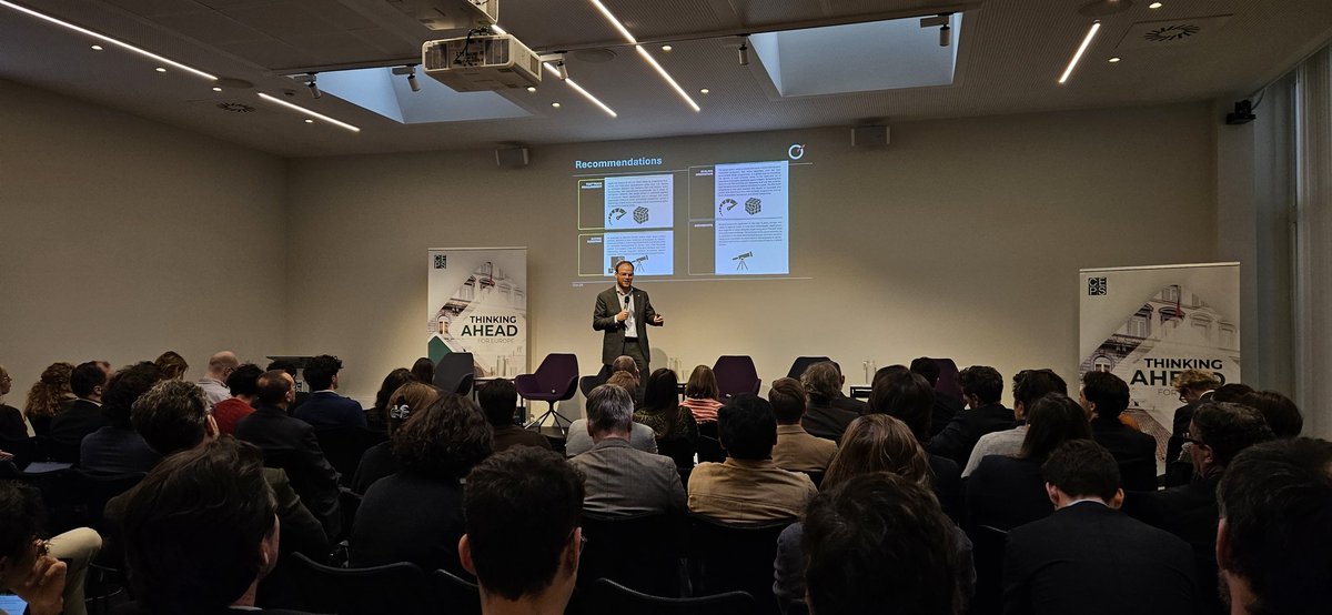 CEPS_thinktank's tweet image. &quot;When it comes to space, solutions that are Europe-based and Europe-controlled should be the priority.&quot; 🇪🇺💫

@matijarencelj presents findings from @ESPIspace&apos;s most recent report, &apos;Blinded by the light: Strategic levers to reclami Europe&apos;s industrial edge in space&apos;.

Read the…