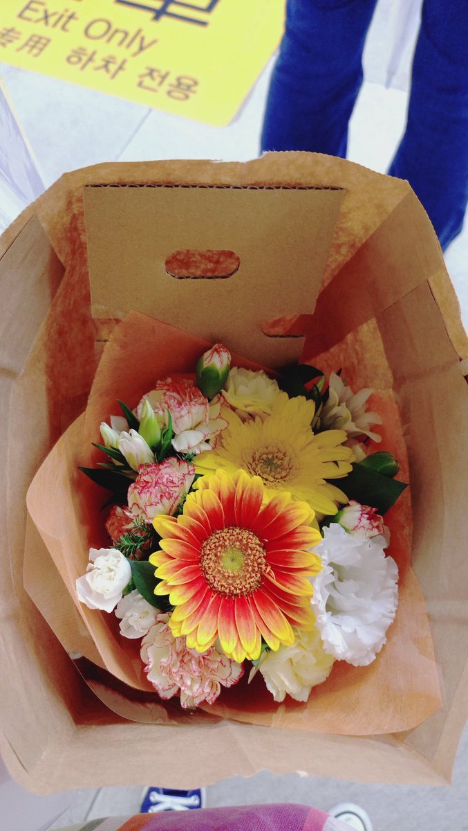 さよなら、がじゅまる食堂
楽しかった
沖縄から関西に帰ってきてからすぐに出会ったお店
名残おしく…🥲
また、お会いできるはずね〜
しばしお別れ
ありがとう　二フェーデービル🥰感謝🙏