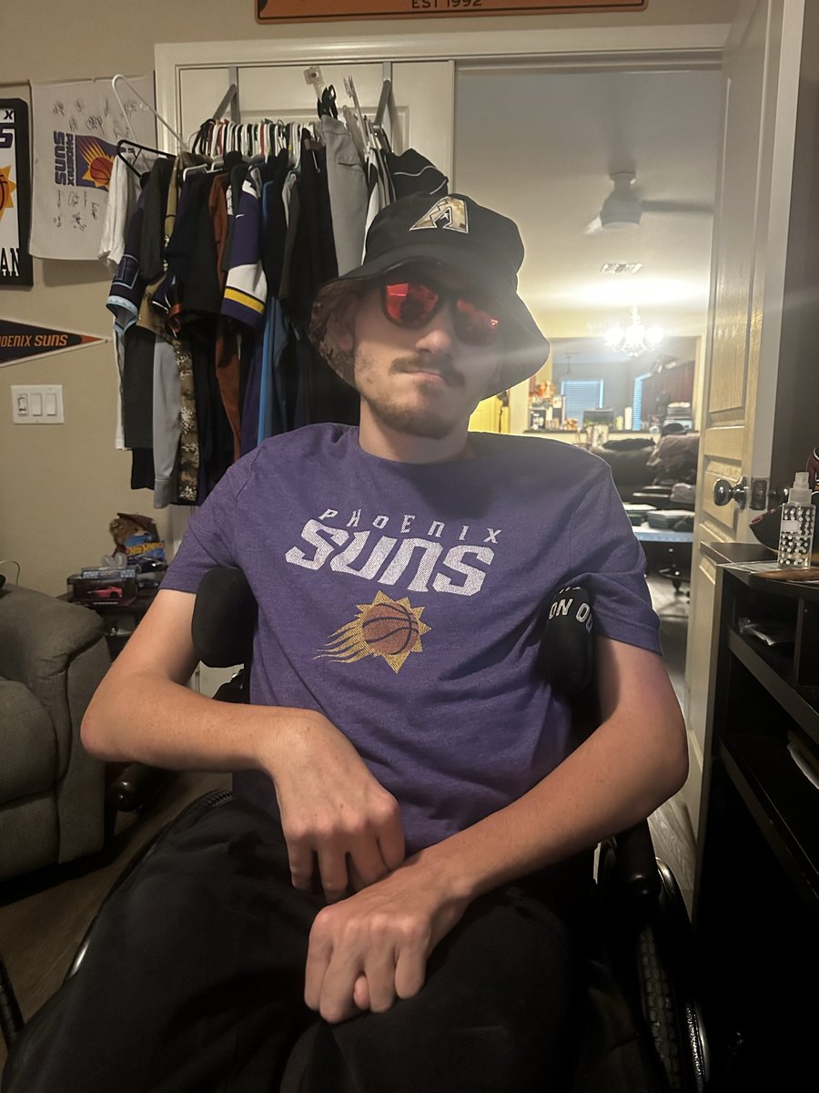 Dakoda is heading to the fair today!!! If y’all are going and you see this dude. Give him a high five.