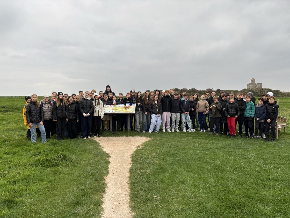 Visite de l’île de Tatihou, classée Natura 2000 avec nos partenaires tchèques, dans le cadre de notre projet sur le développement durable.  #Engagement #developpementdurable 
<a href="/EUErasmusPlus/">Erasmus+</a> <a href="/dsden50/">DSDEN 50</a> <a href="/VilleCherbourg/">Ville de Cherbourg-en-Cotentin</a> <a href="/Drareicnormande/">DRAREIC Normandie</a>