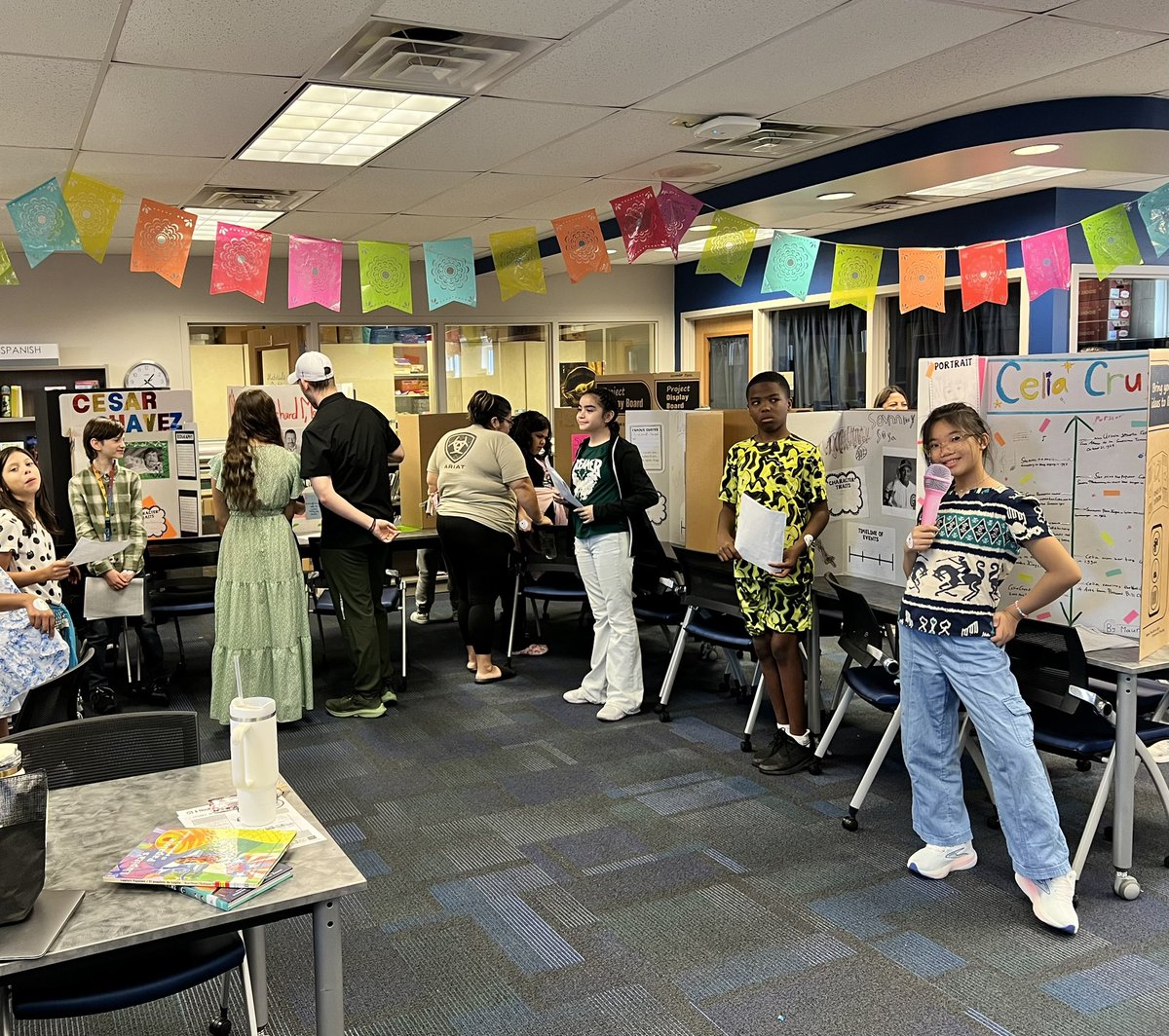 Mark Twain Elementary School tweet media