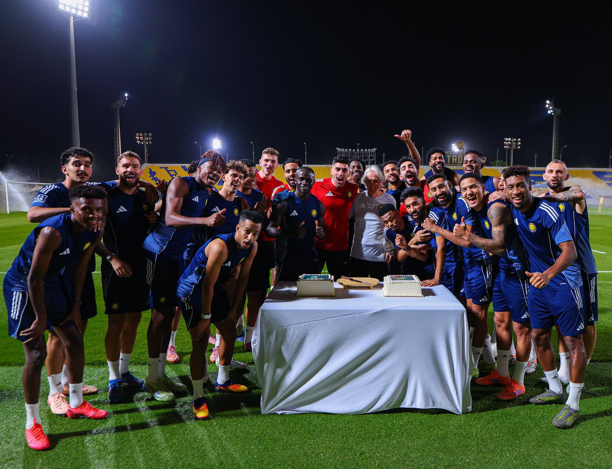 AlNassrFC's tweet photo. احتفـالٌ بمن مثّلونا وساهموا في تأهل منتخباتهم لكأس العالم 2026 🤩 https://t.co/i9tgyQiVxp