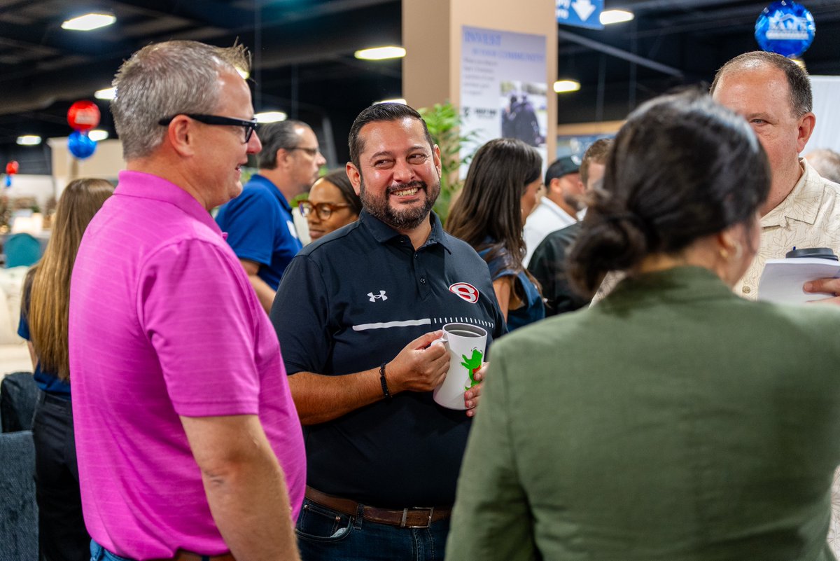 SpringdaleCofC's tweet image. 🎉 Throwback Thursday: Big Brew Was Packed!
Our last Big Brew brought together more than 250 local professionals — plus 36 first-time attendees — for an incredible morning of connection and community.
Big Brew:
📅 Thursday, October 30
🕘 8:30 a.m. – 9:30 a.m.
📍 Sam’s Furniture