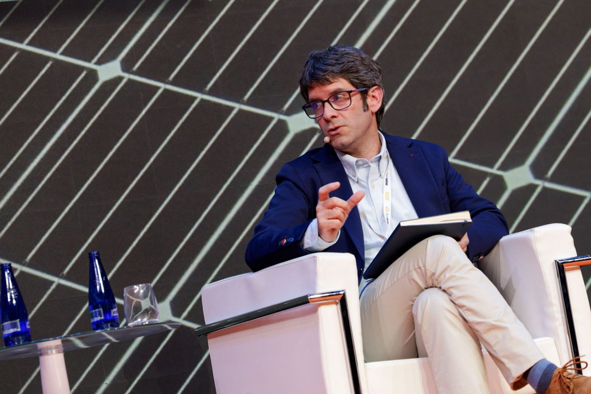 "El Grid Forming deberá ir acompañado de almacenamiento" <a href="/CENER_Energia/">CENER_Energía</a>  #ForoSolar