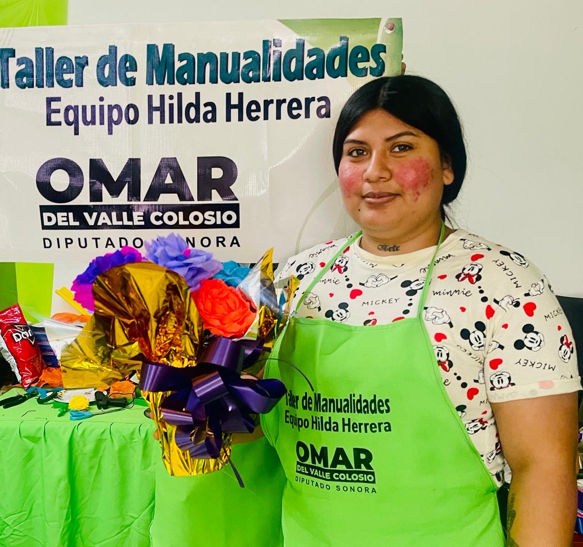 Mantener vivas nuestras tradiciones es lo que nos hace verdaderamente mexicanos 🇲🇽✨ 

Con sus sabores, colores y aromas, celebramos lo que somos. Muy contento por el gran éxito del taller de elaboración de coronas de papel crepé, ideal para conmemorar el Día de Muertos. 💐🕯️