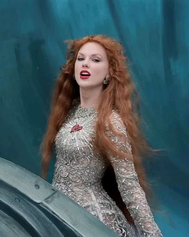 taylor thinker💭 (@tsthinkers) on Twitter photo 