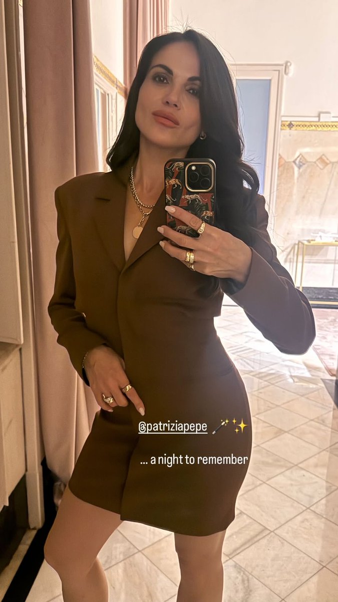 BRParrilla's tweet image. 📲 | “Uma noite para ficar na memória!” — Lana Parrilla em nova atualização em seu Instagram Stories em Milão, Itália. ✨