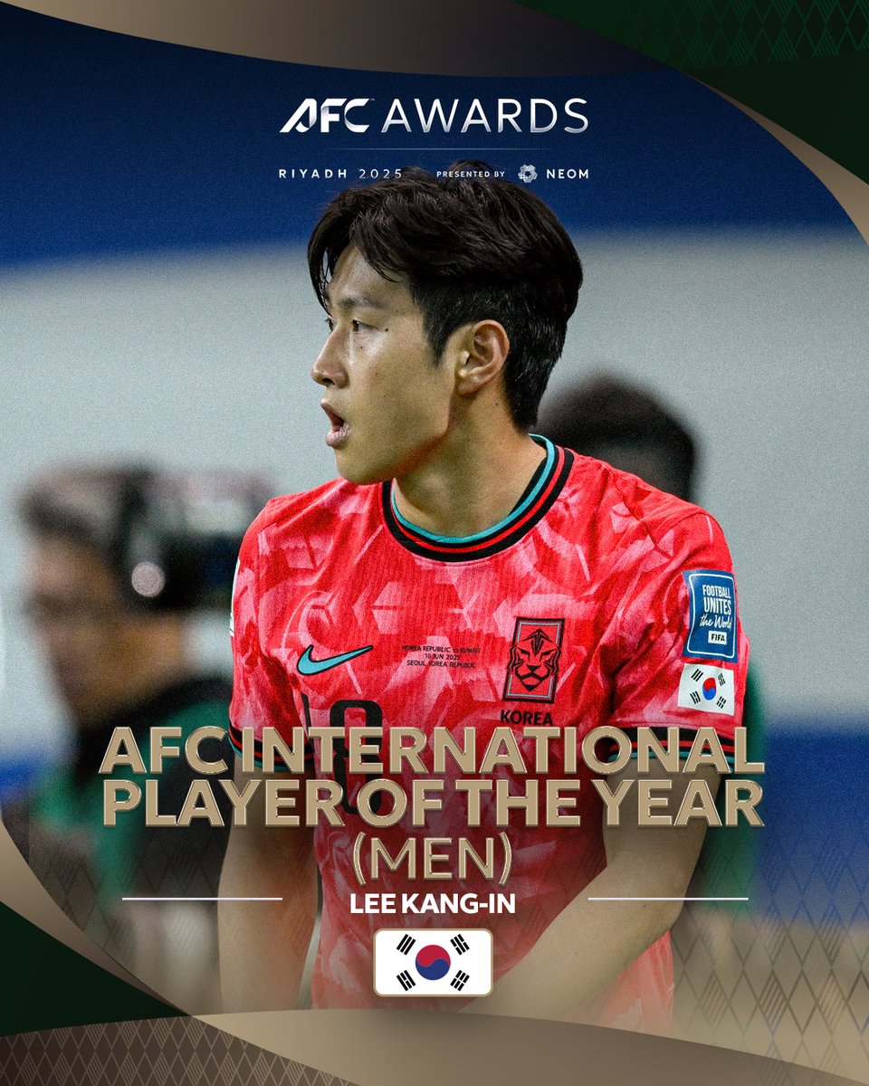 🇰🇷 Lee Kang-in lit up the world stage and takes home the AFC Asian International Player of the Year award!

#AFCAwards2025