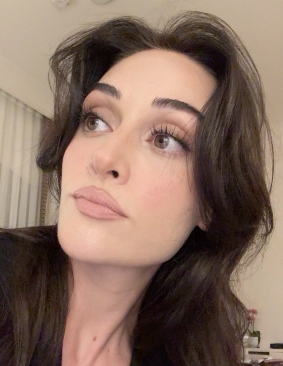 no context esra bilgiç (@nocontextesrab) on Twitter photo 