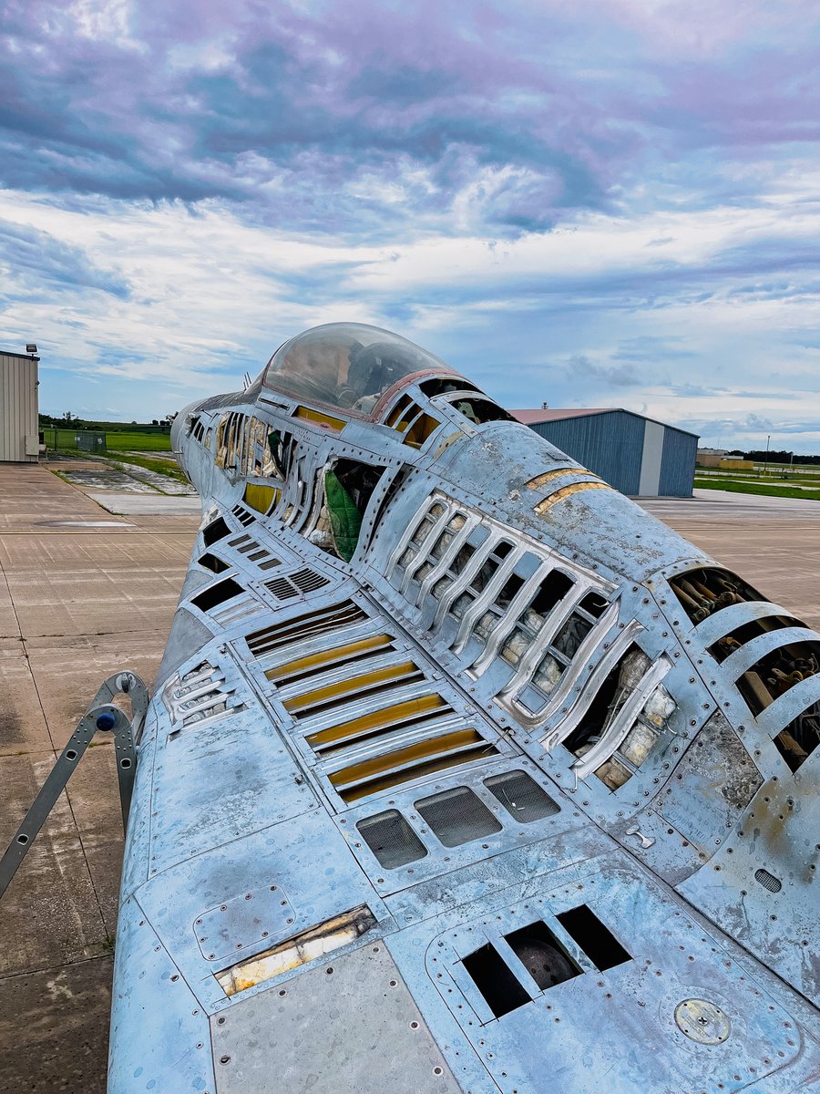 The wait is over — 32 Blue, a MiG-29 Fulcrum, is here.
One of the first 70 ever built, this Cold War fighter went from Kyrgyzstan to Quincy to MotoArt Studios.
Own a piece of history ➡️ planetags.com/products/mig-2…

#MiG29 #Fulcrum #ColdWar #AviationHistory #PlaneTags #MotoArt #AvGeek