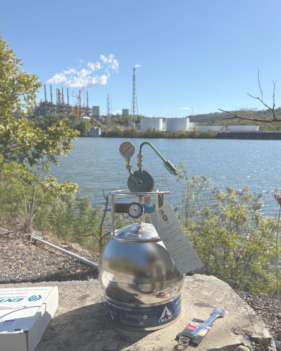 #ProjectSPOTlight collected a summa canister sample last week after Shell announced flaring activity. We’ll share results as soon as they’re available. Want to track your own air quality? Sign up to host a #PurpleAir monitor or view our #EyesOnAir webpage!