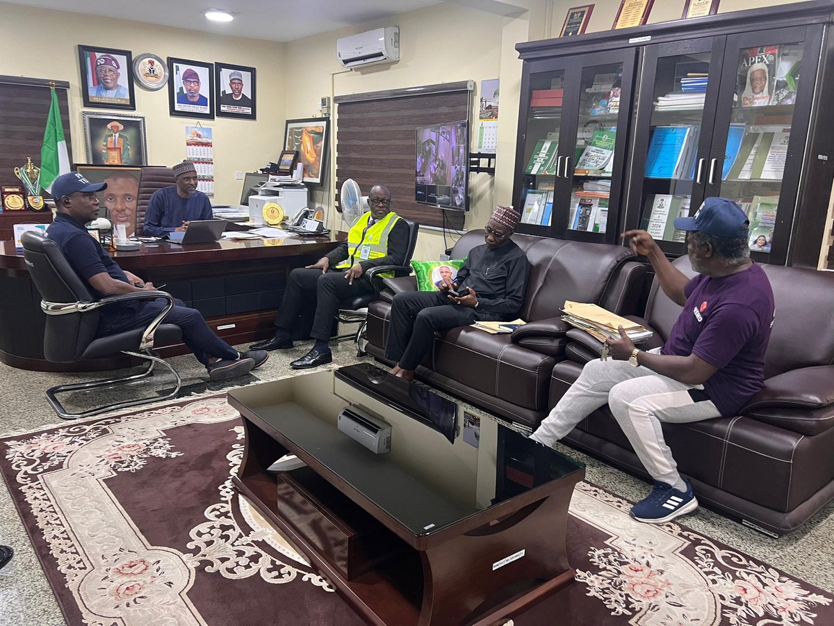 The pcl. team, with Premium Gold, met senior officials at the Ministries of Police Affairs, Steel Development, and Solid Minerals to advance the PASGA 2025 exercise—building a more transparent, efficient, and future-ready Civil Service.

#PhillipsConsulting #PASGA2025