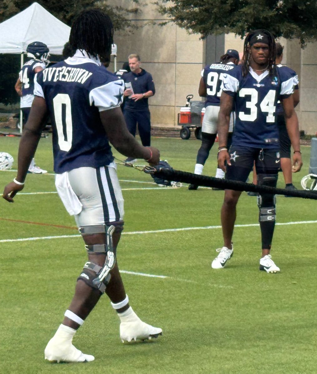 Reinforcements are coming for the cowboys. Per Bill Parcells, when they are on the chords it won’t be long before they get on the field 

H/T @VoiceOfTheStar 