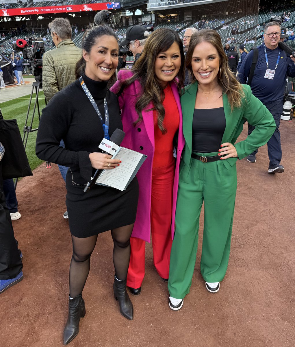 Hazel Mae (@thehazelmae) on Twitter photo The #ALCS crew.
Proud to cover the MLB postseason with these talented women.
<a href="/MLBNetworkRadio/">MLB Network Radio on SiriusXM</a> <a href="/DaniWex/">Dani Wexelman</a> and <a href="/MLBNetwork/">MLB Network</a> field producer <a href="/jennavanderyt/">Jenna Van De Ryt</a> The #ALCS crew.
Proud to cover the MLB postseason with these talented women.
<a href="/MLBNetworkRadio/">MLB Network Radio on SiriusXM</a> <a href="/DaniWex/">Dani Wexelman</a> and <a href="/MLBNetwork/">MLB Network</a> field producer <a href="/jennavanderyt/">Jenna Van De Ryt</a>