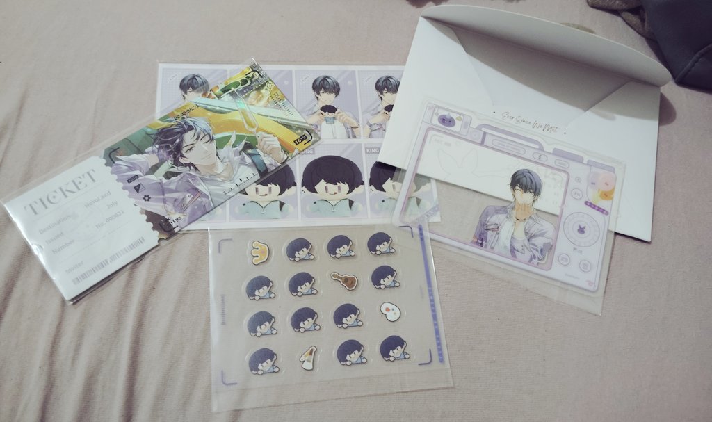 Tiemitz's tweet photo. My @TearsofThemisEN physical goods from anniversary just arrived and I'm SO HAPPY! 💜💜💜💜 It's so pretty the picture just can't capture all details 😍🥹 #ToT #totanniversary #Tearsofthemis #EverSinceWeMet https://t.co/CDm6JSD5kF