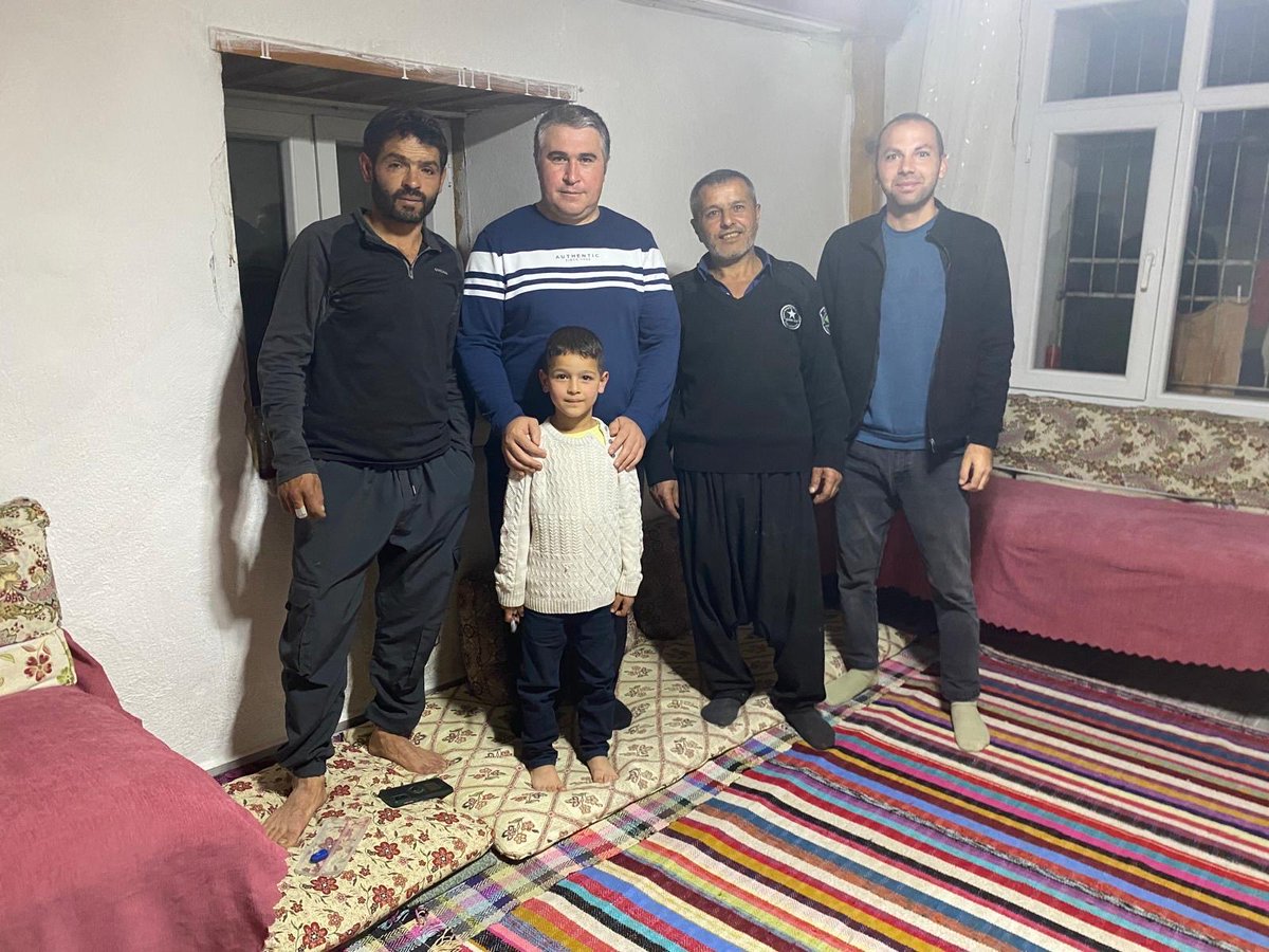 İl Milli Eğitim Müdürlüğümüzce yürütülen ‘Öğretmenim Evimde’ projesi kapsamında Sayın Kaymakamımız Feyza Yılmaz , İlçe Milli Eğitim Müdürümüz İsmail Aydın ve Şube Müdürlerimiz veli ziyaretlerinde bulundular. <a href="/tcmeb/">Millî Eğitim Bakanlığı</a> <a href="/AdanaMem/">Adana İl Millî Eğitim Müdürlüğü</a>