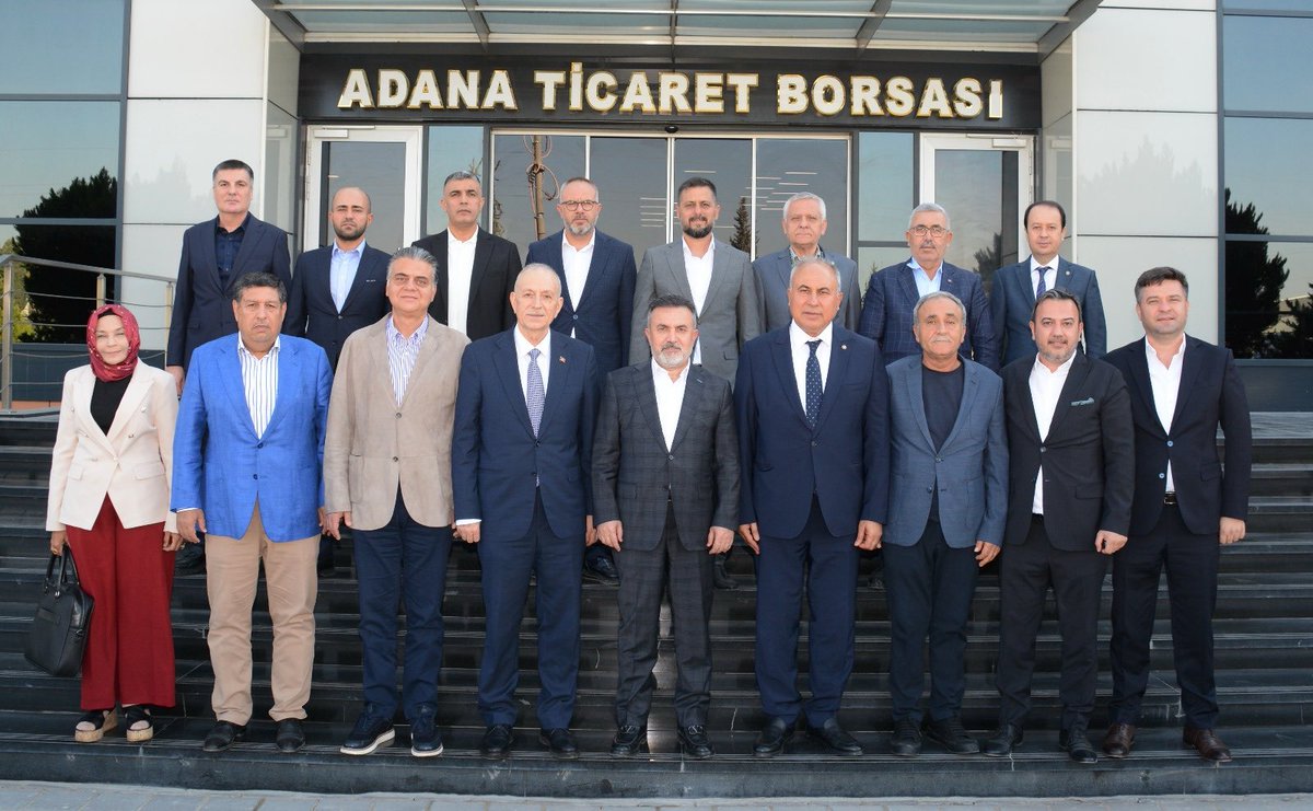 Ak Parti İl başkanı Sn. Tamer Dağlı ile Yönetim kurulu üyelerine, Ticaret Borsamıza yaptıkları nazik ziyaretleri için teşekkür ediyoruz.

Çukurova tarımının ve tarımsal sanayinin sahadaki yansımalarının değerlendirildiği, Adana’mız için öncelikli konuların istişare edildiği 
bu