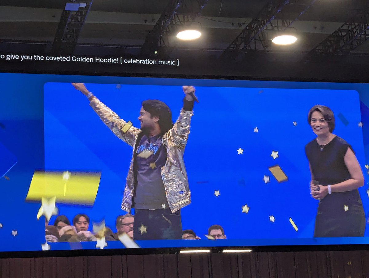 ST_Sarma's tweet image. Congratulations @sravanyadav2k13 😍😍😍🎉🎉🎉🔥🔥🔥 Golden Hoodie winner in the @Dreamforce @MuleSoft KeyNote 🎉🎉🎉
#Salesforce #MuleSoft @MuleDev