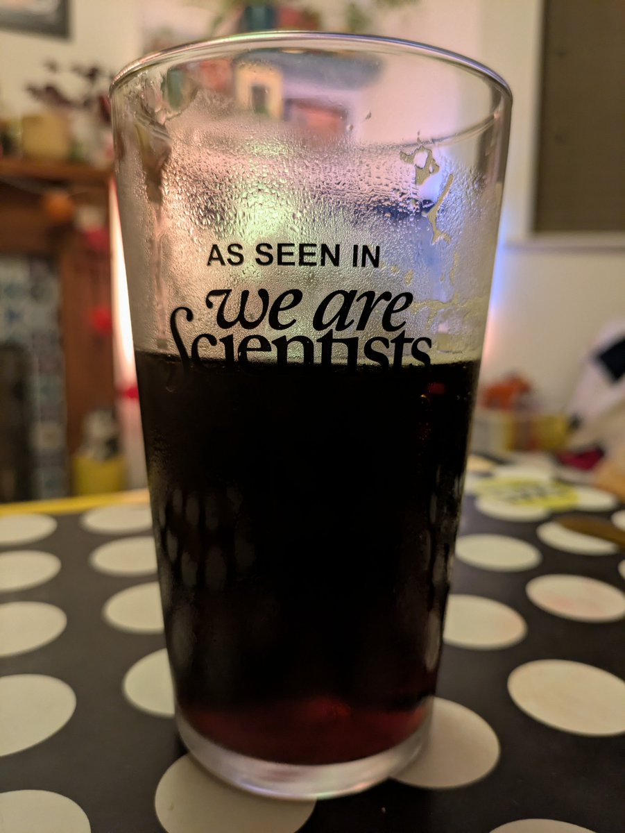 SupJP's tweet image. A seasonal ale version of 'splitting the G' - split the scientists.
@wearescientists