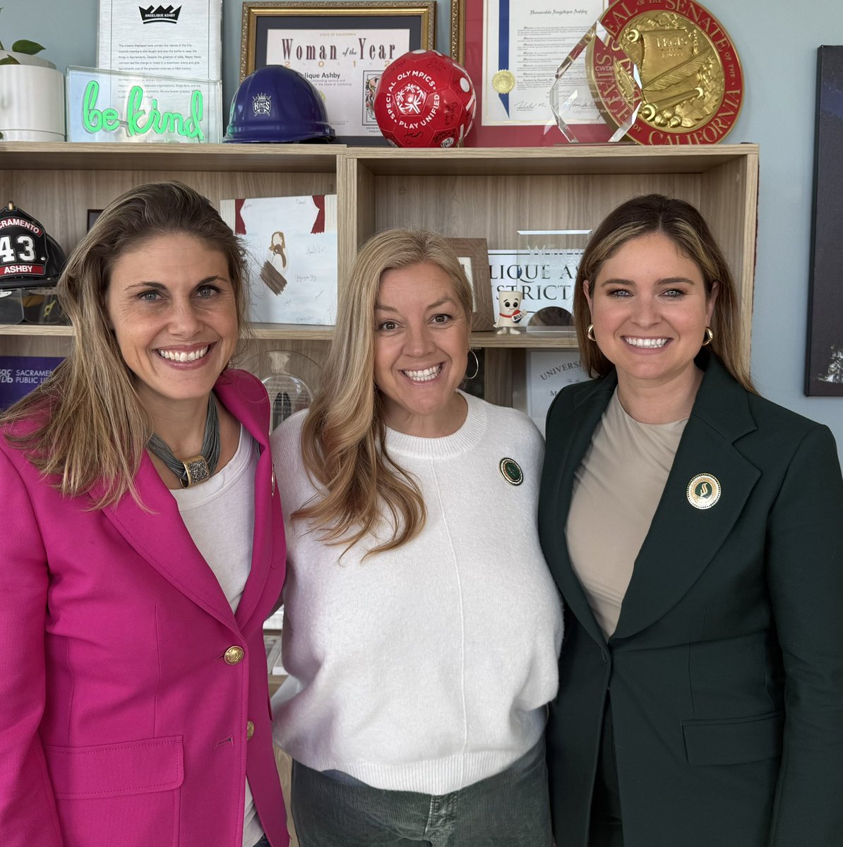 Thank you to <a href="/sacstate/">Sacramento State</a> for dropping by to see <a href="/maggykrell/">Maggy Krell</a> and me today!

#StingersUp