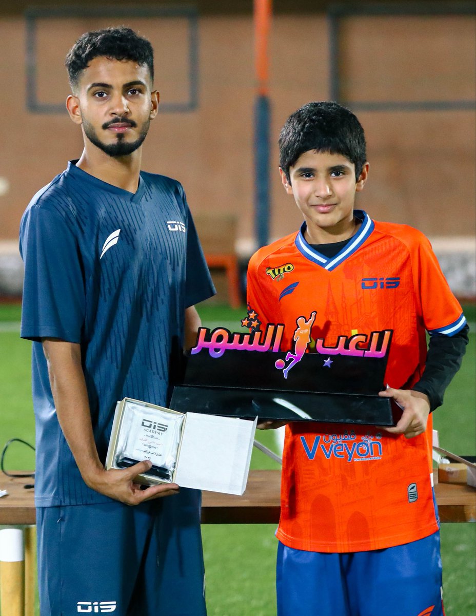 o15_academy's tweet image. تكريم نجم شهر سبتمبر - فرع أبحر الجنوبية ⭐️

#o15academy