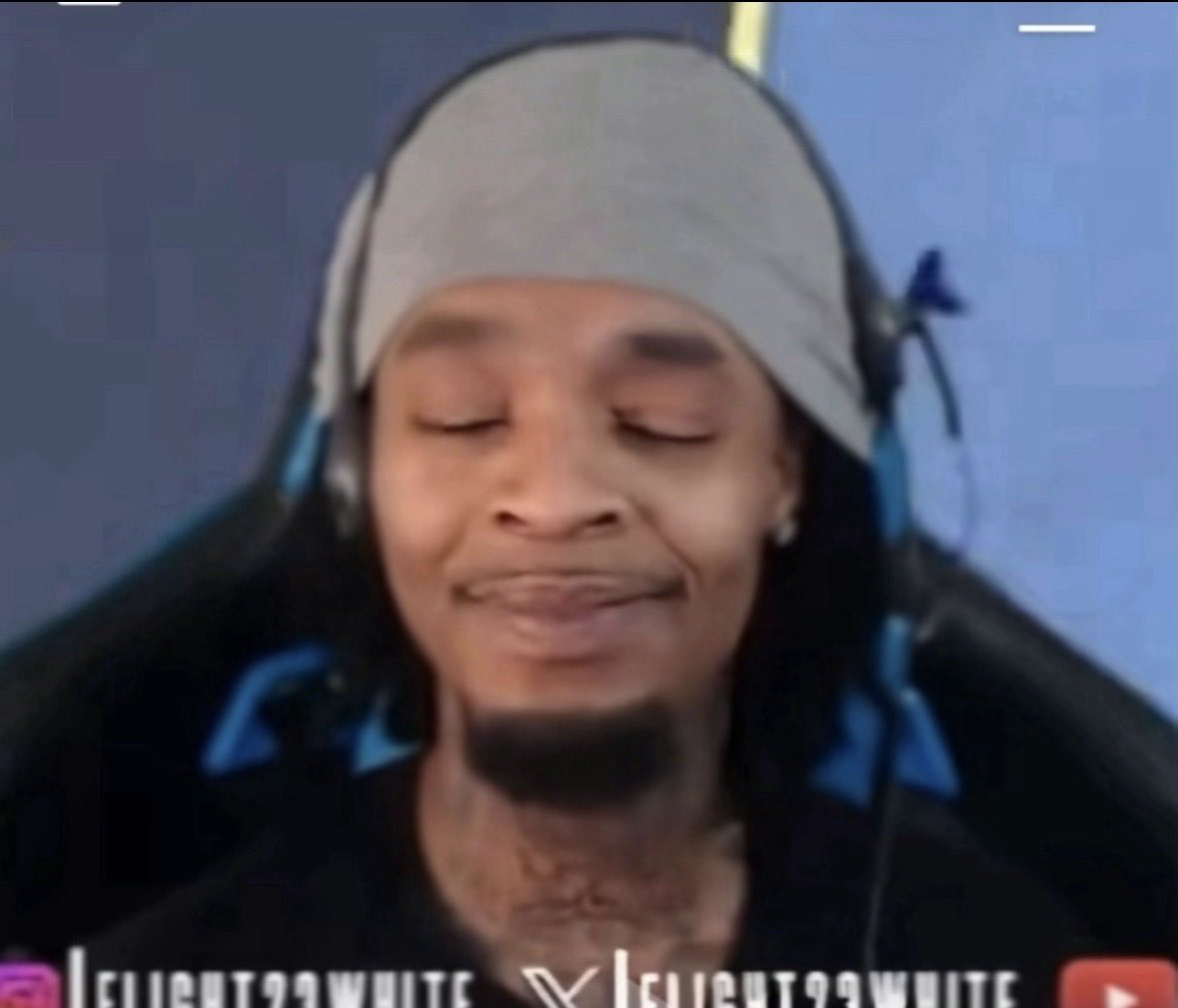 SSMALI_'s tweet photo. @KXuzi27848 nah keep offset offfff ts https://t.co/OMwC1mo3lZ