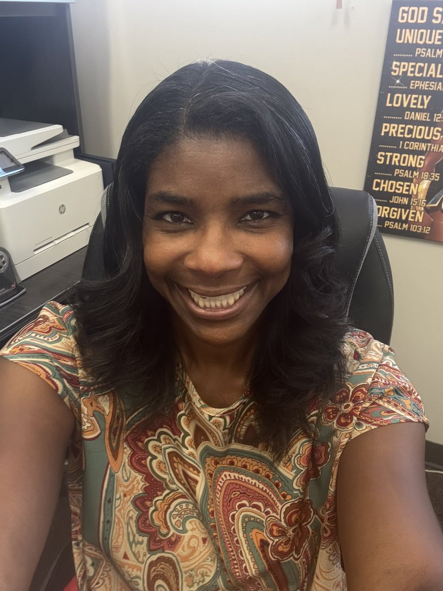 Happy Boss's Day to <a href="/JoyfulAldridge/">LaQuana Aldridge</a> !! Your team is very appreciative of your guidance!! 🫶🏾 #elementaryenergy