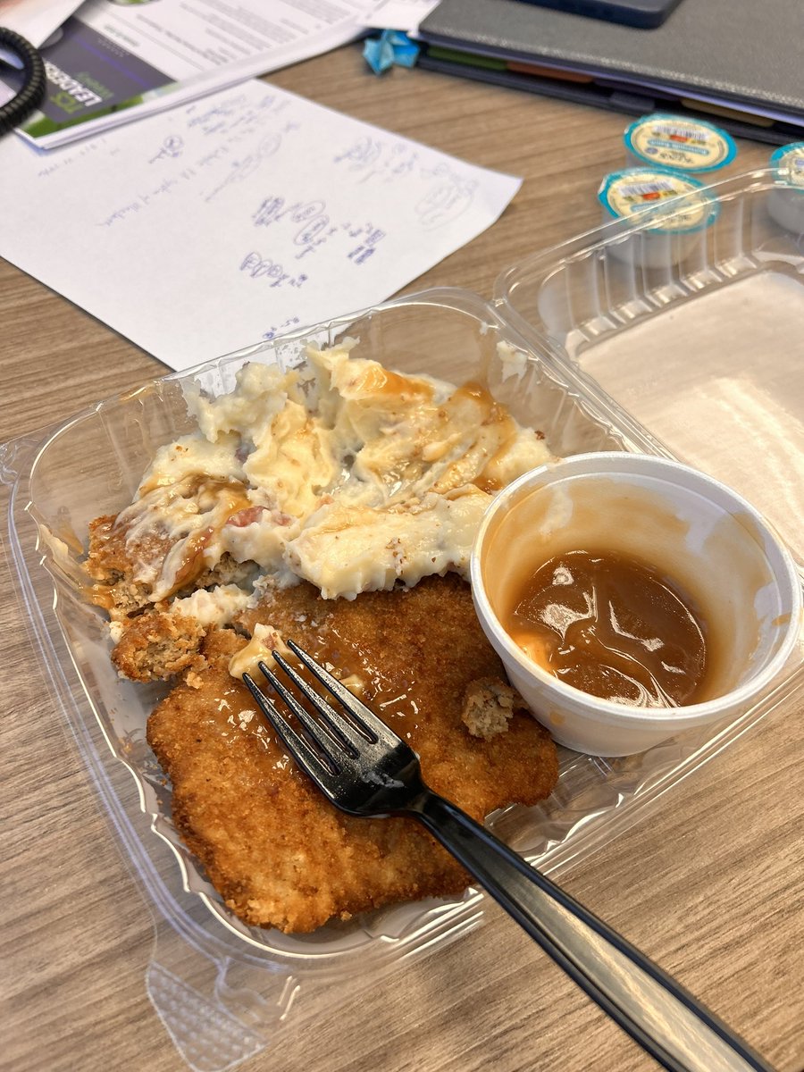 DegaSuper's tweet image. Y’all, try spending a day with @TCSBoardofEd  Dr. Thomas Jones, principal at #TheCentralHighSchool I think we walked 2 miles, met with the @SisterCitiesInt group, the @UAEarlyCollege @sheltonstate gave examples during a history lesson, greeted parents &amp;amp; still had time for lunch.