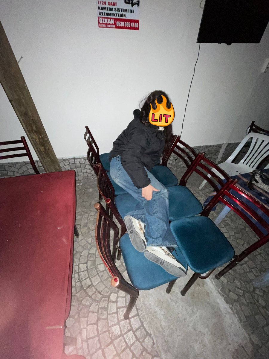 dun gece kıraathanede sabahladım