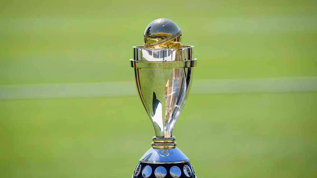 SportzPower's tweet image. 1st 13 matches of @ICC Women’s CWC ’25 reaches 60m+ viewers: @JioStar
Read more - sportzpower.com/1st-13-matches…
#WomensCricketWorldCup #ICC #CWC #BCCI #JioHotstar #DigitalViewership #StarSports #Broadcasting #WomensSports #WomensCricket #IndianCricket #SportzPower